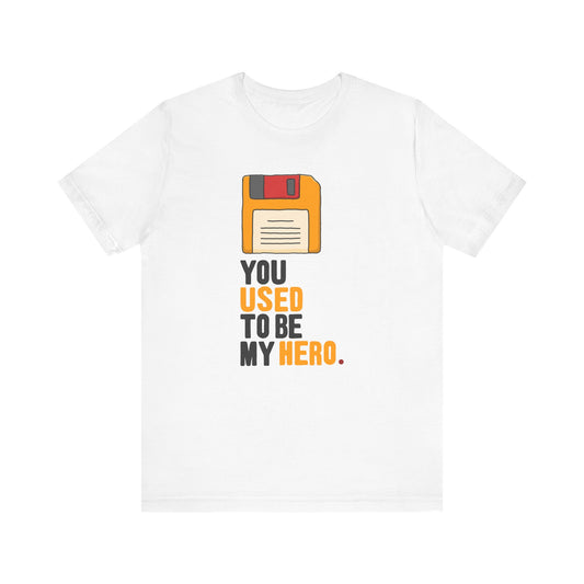 T-Shirt: Diskette 'The Floppy Disk' Retro Computer Nostalgia Tee